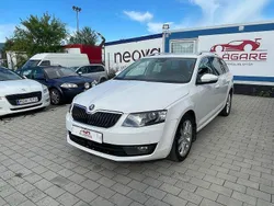 Vit Begagnad 2015 Skoda Octavia Kombi | 84 900 kr (Marknadspris)