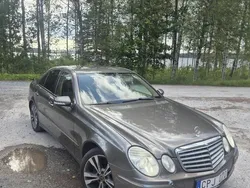 Grå Begagnad 2009 Mercedes E320 Sedan | 25 000 kr (Superpris)