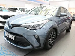 Grå Begagnad 2021 Toyota C-HR Edition SUV | 229 900 kr (Marknadspris)