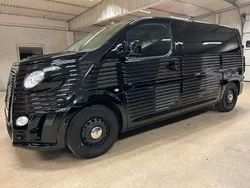 Svart Begagnad 2022 Citroën Jumpy Minibuss | 475 000 kr