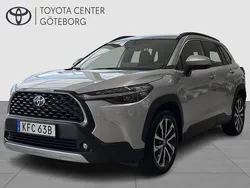 Silver Begagnad 2024 Toyota Corolla Cross Style SUV | 389 900 kr (Marknadspris)