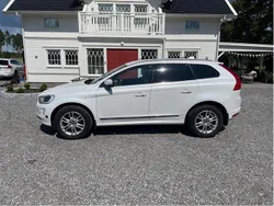 Vit Begagnad 2014 Volvo XC60 Summum SUV | 205 000 kr (Marknadspris)