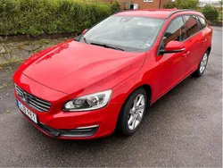 Röd Begagnad 2014 Volvo V60 Kinetic Kombi | 105 000 kr (Bra pris)
