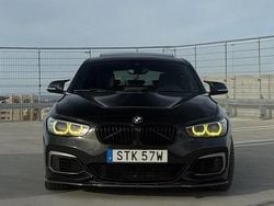 Svart Begagnad 2019 BMW M140 M Sport Halvkombi | 420 000 kr (Marknadspris)