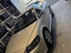 Grå Begagnad 2008 Volvo C30 R-Design Halvkombi | 35 000 kr (Marknadspris)