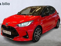 Röd Begagnad 2021 Toyota Yaris Hybrid Edition Halvkombi | 219 900 kr (Lite dyr)