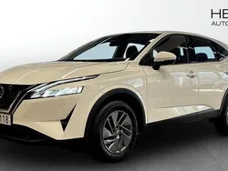 Svart Begagnad 2022 Nissan Qashqai Acenta SUV | 219 900 kr (Marknadspris)