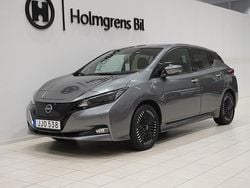 Grå Begagnad 2022 Nissan Leaf N-Connecta Halvkombi | 179 800 kr (Marknadspris)
