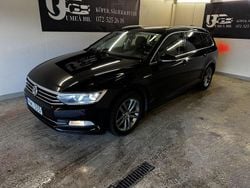 Svart Begagnad 2017 VW Passat Kombi | 127 900 kr (Marknadspris)