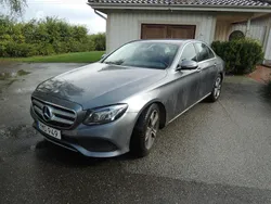Grå Begagnad 2017 Mercedes E220 Avantgarde Sedan | 255 000 kr (Superpris)