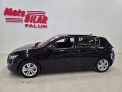 Mörkblå Begagnad 2014 Peugeot 308 Active Halvkombi | 99 900 kr (Marknadspris)