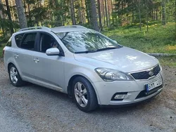 Silver Begagnad 2011 Kia Ceed Sportswagon Kombi | 17 910 kr (Marknadspris)