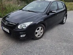 Svart Begagnad 2010 Hyundai i30 Halvkombi | 30 000 kr (Bra pris)