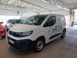Vit Begagnad 2024 Opel Combo Minibuss | 294 800 kr (Lite dyr)