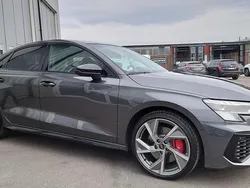 Grå Begagnad 2021 Audi S3 Sedan | 455 000 kr (Marknadspris)