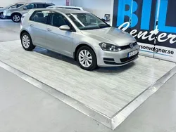 Silver Begagnad 2015 VW Golf VII Halvkombi | 128 000 kr (Marknadspris)