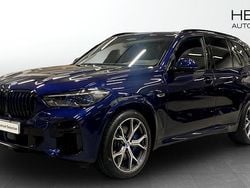 Blå (blue) Begagnad 2022 BMW X5 M Sport SUV | 748 700 kr (Dyr)
