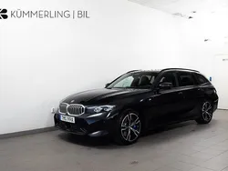 Svart Begagnad 2023 BMW 330e M Sport Kombi | 449 900 kr (Superpris)