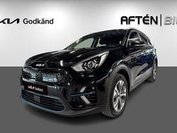Svart (aurora black pearl metallic) Begagnad 2022 Kia e-Niro 2 SUV | 269 800 kr (Marknadspris)