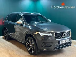 Grå Begagnad 2017 Volvo XC90 R-Design SUV | 359 900 kr (Marknadspris)