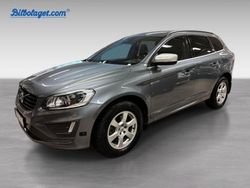 Grå Begagnad 2017 Volvo XC60 R-Design SUV | 219 000 kr (Lite dyr)