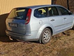 Blå Begagnad 2006 Ford Focus Kombi | 7 500 kr (Superpris)