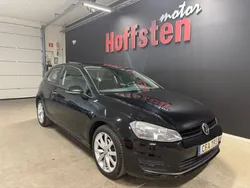 Svart Begagnad 2014 VW Golf VII Halvkombi | 99 900 kr (Marknadspris)