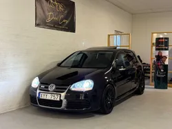 Svart Begagnad 2007 VW Golf V R Halvkombi | 139 900 kr