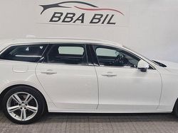 Vit Begagnad 2019 Volvo V90 Momentum Kombi | 159 900 kr (Lite dyr)