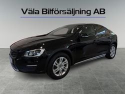 Svart Begagnad 2018 Volvo S60 CC Standard Sedan | 164 900 kr (Marknadspris)