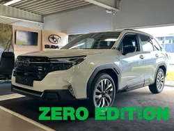 Vit (vit metallic) Ny 2025 Subaru Forester SUV | 441 400 kr (Marknadspris)