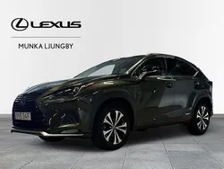 Grön Begagnad 2020 Lexus NX300h SUV | 349 900 kr (Marknadspris)