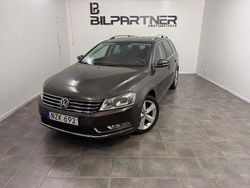 Mörkbrun Begagnad 2013 VW Passat Kombi | 149 000 kr