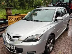 Grå Begagnad 2008 Mazda 3 Inclusive Halvkombi | 8 000 kr (Superpris)