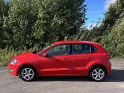 Röd Begagnad 2012 VW Polo Halvkombi | 50 000 kr (Bra pris)