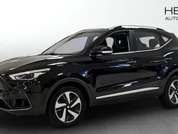 Svart (black) Begagnad 2022 MG ZS Luxury Sedan | 254 900 kr (Bra pris)