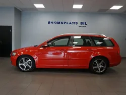 Röd Begagnad 2012 Volvo V50 Momentum Kombi | 69 500 kr (Lite dyr)