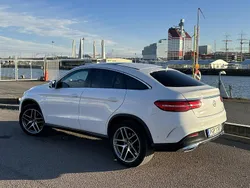 Vit Begagnad 2017 Mercedes GLE350 AMG line Sportkupé | 395 000 kr (Marknadspris)