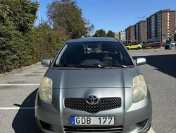 Grå Begagnad 2007 Toyota Yaris Halvkombi | 42 000 kr (Superpris)