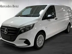 Vit Ny 2024 Mercedes Vito Minibuss | 430 968 kr