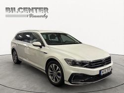 Vit Begagnad 2021 VW Passat GTE Kombi | 245 000 kr (Marknadspris)