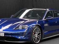 Blå Begagnad 2021 Porsche Taycan 4S Performance Package Sedan | 550 000 kr (Marknadspris)