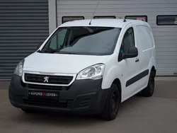 Vit Begagnad 2017 Peugeot Partner Minibuss | 49 900 kr (Superpris)