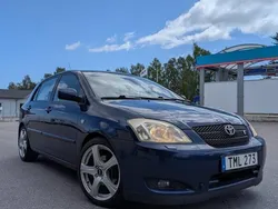 Blå Begagnad 2002 Toyota Corolla Halvkombi | 35 000 kr (Bra pris)