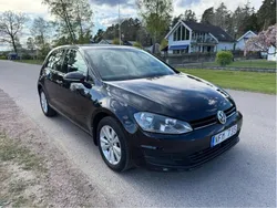 Svart Begagnad 2013 VW Golf VII SE Halvkombi | 83 000 kr (Marknadspris)
