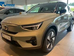 Grön (sage green metallic) Ny 2024 Volvo EX40 Plus SUV | 569 900 kr (Marknadspris)