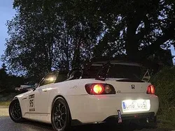 Vit Begagnad 2001 Honda S 2000 S Cab | 250 000 kr