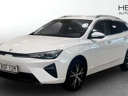 Vit (white) Begagnad 2022 MG MG5 EV Kombi | 239 900 kr (Bra pris)