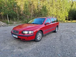 Röd Begagnad 2004 Volvo V70 Kombi | 19 000 kr (Bra pris)