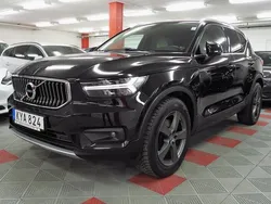 Svart Begagnad 2018 Volvo XC40 Inscription SUV | 269 500 kr (Marknadspris)